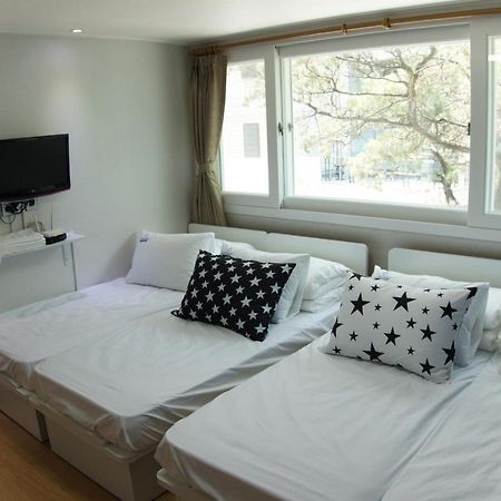 G-Star Guesthouse Seoul Exterior photo