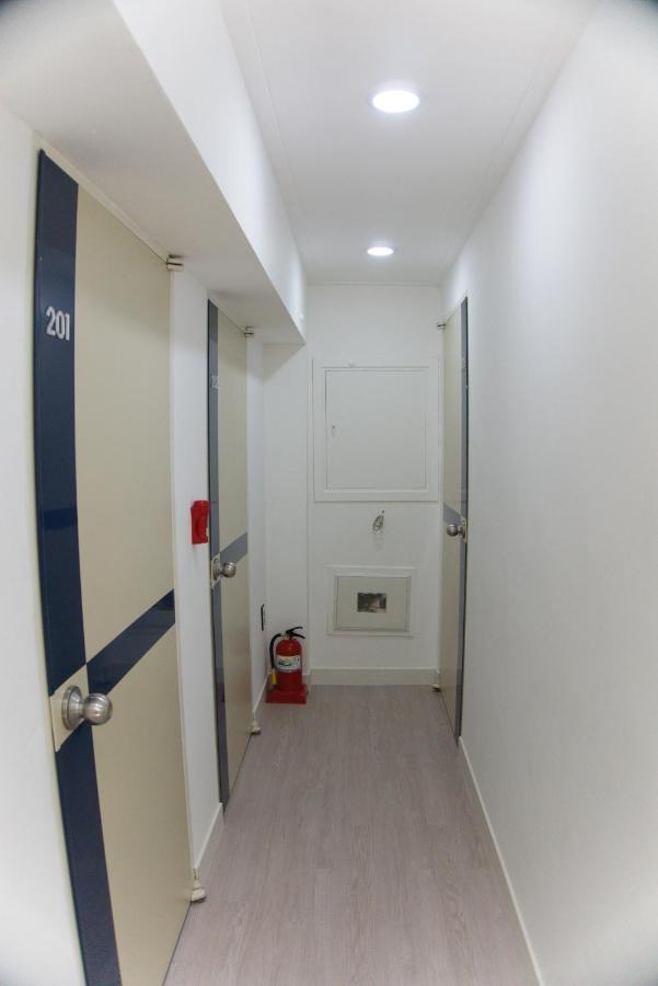 G-Star Guesthouse Seoul Exterior photo